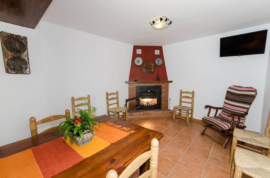Cortijo Cabrilla Villa Periana Room photo
